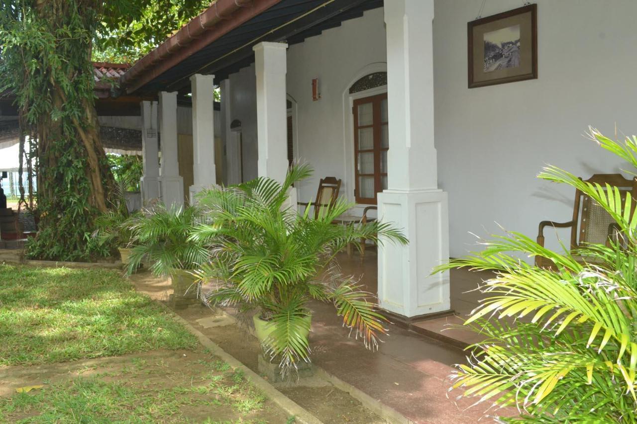 Готель Rest House Матара Екстер'єр фото